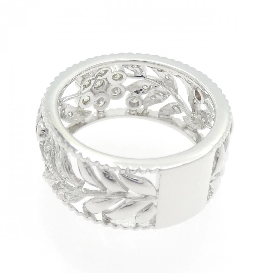 K18WG FLOWER DIAMOND RING - 3