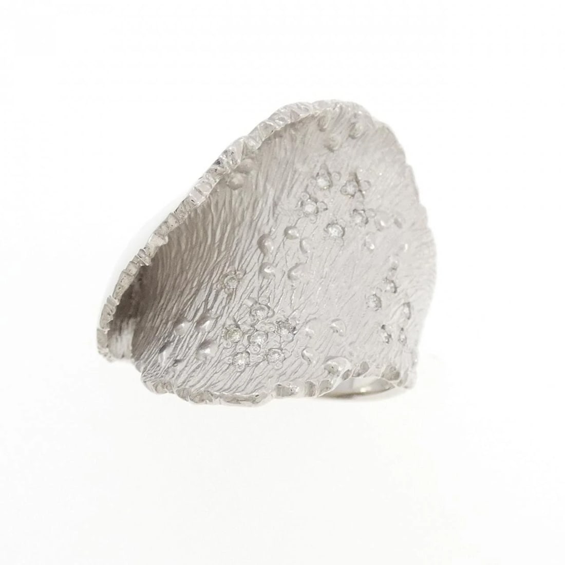 K18WG DIAMOND RING - 2