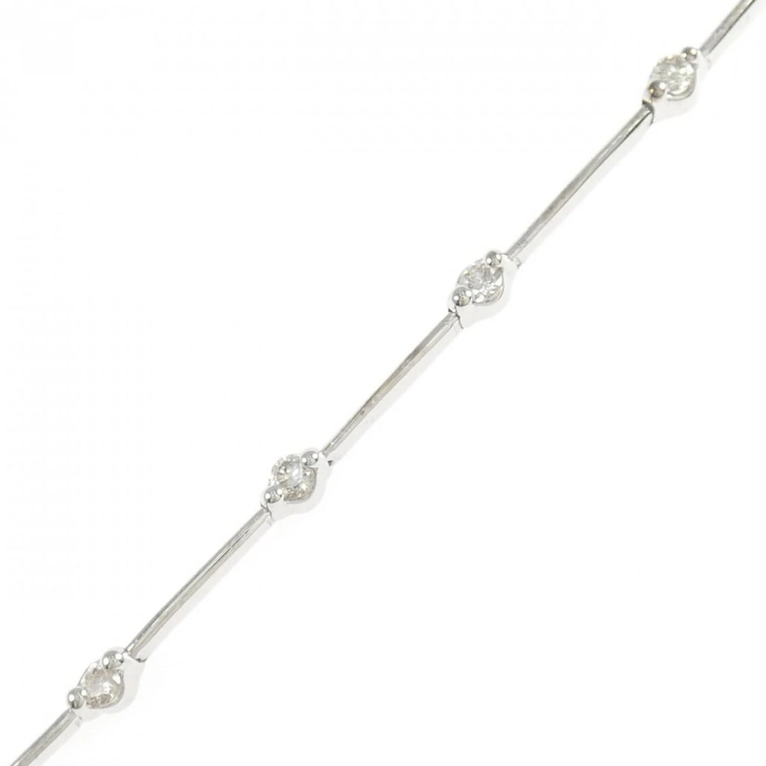 K18WG DIAMOND BRACELET: K18WG Diamond Bracelet Brand: Unbranded Type: Bracelet Material: K18 White Gold, Main Stone/Creation Natural Color: White Gold Size: 15.5cmActualSize Max W: 3.0mm Accessories: None