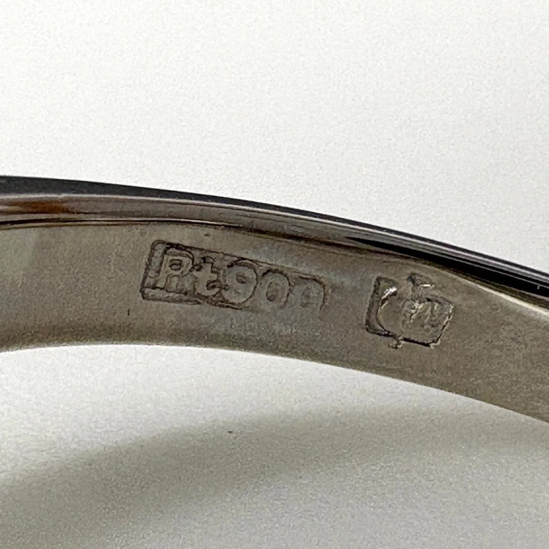 DIAMOND DESIGN RING PLATINUM - 2