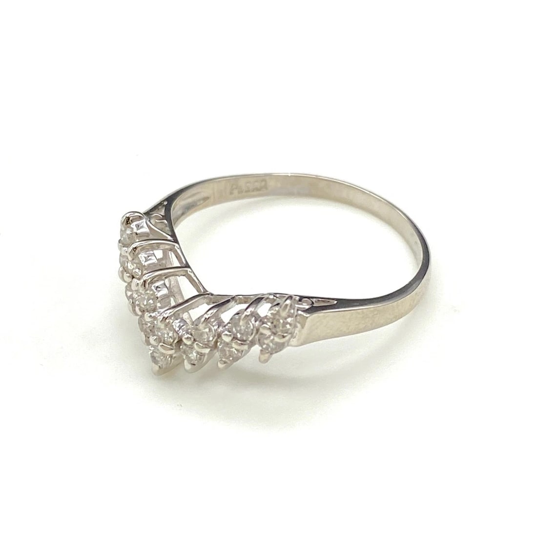 MELEE DIAMOND DESIGN RING PLATINUM RING: Melee diamond design Ring Platinum ring Brand: Unbranded Type: Ring Material: Pt900, Color: Platinum Size: US 6.5 to 7 Accessories: None Accessories Notice: When purchasing pre-owned goods,