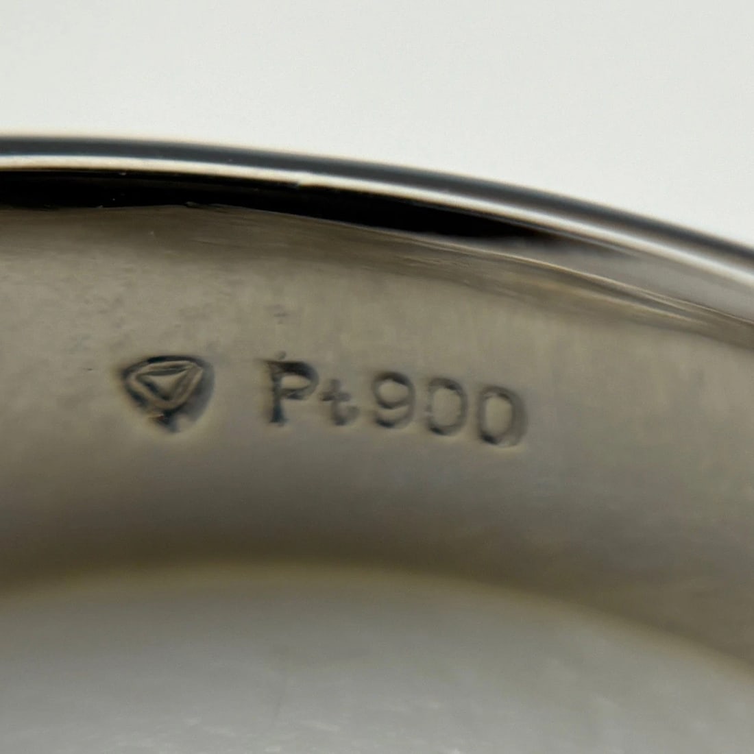 MELEE DIAMOND DESIGN RING PLATINUM - 2