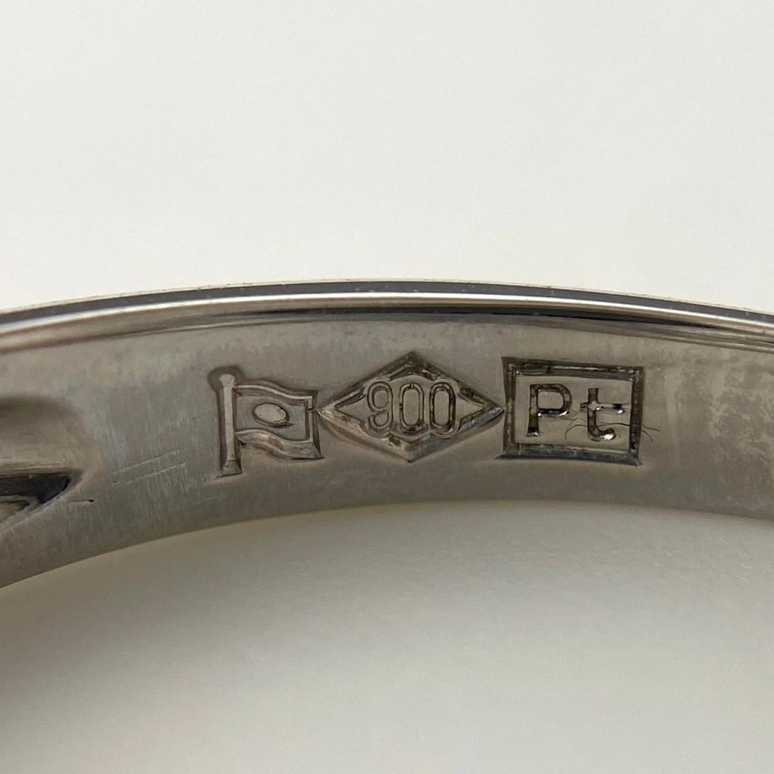 MELEE DIAMOND DESIGN RING PLATINUM - 2