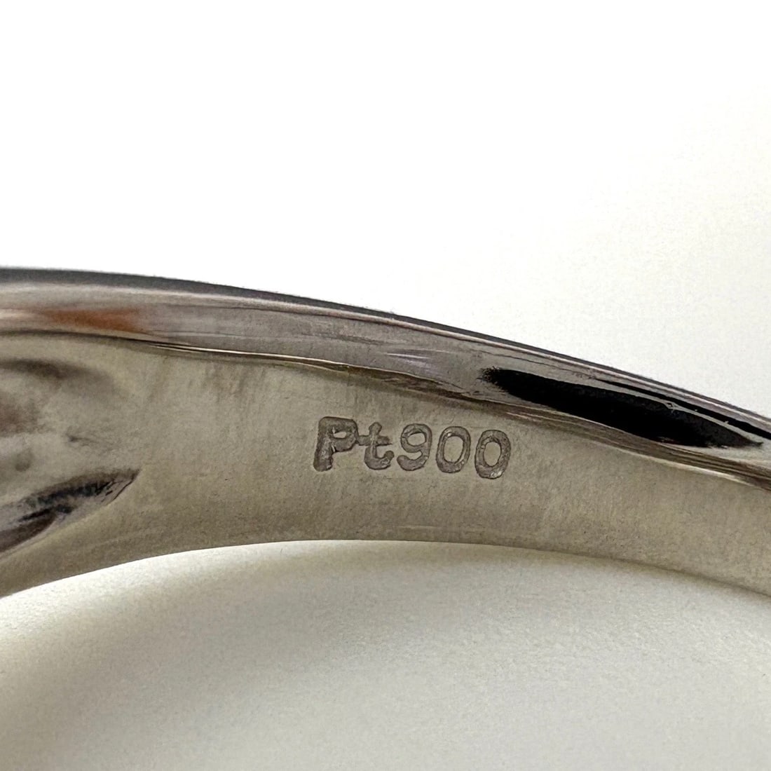 MELEE DIAMOND DESIGN RING PLATINUM - 2