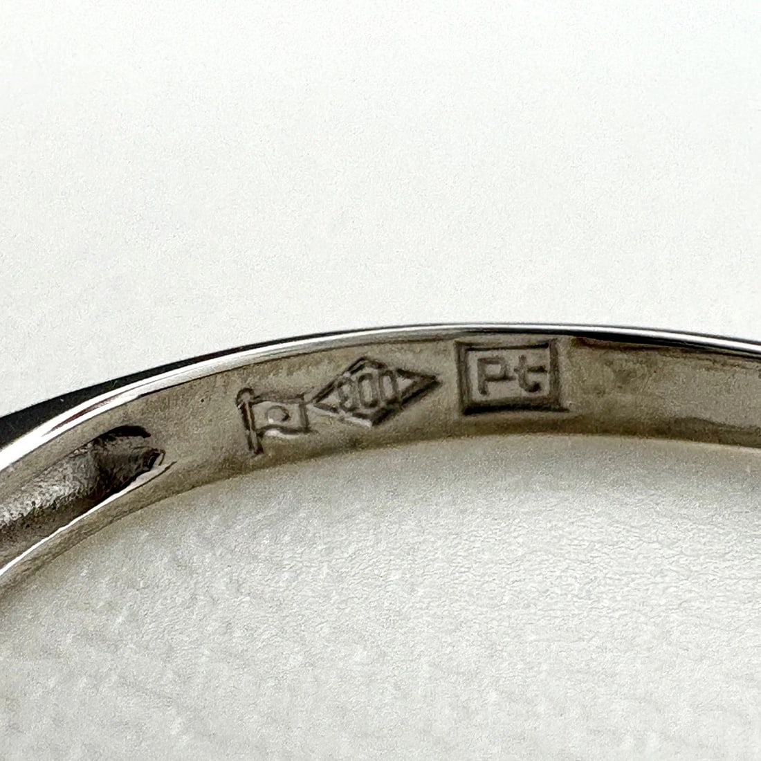 MELEE DIAMOND DESIGN RING PLATINUM - 2