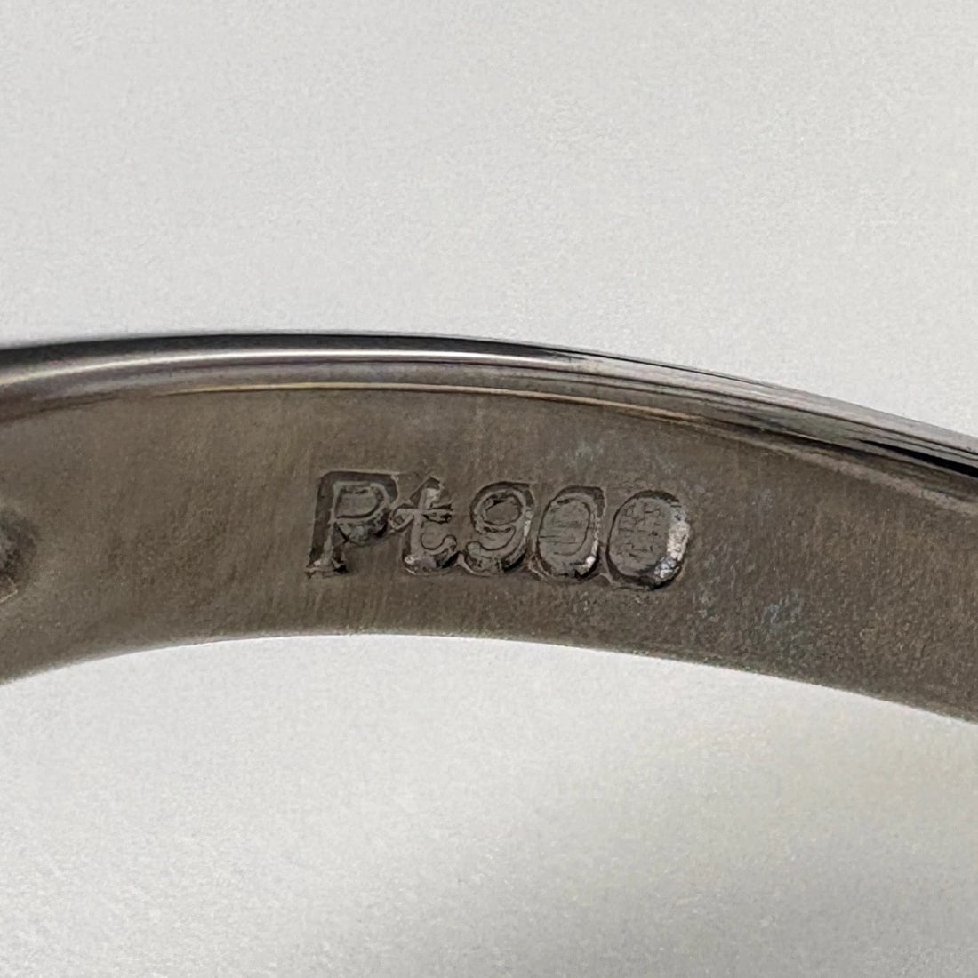 MELEE DIAMOND DESIGN RING PLATINUM - 2