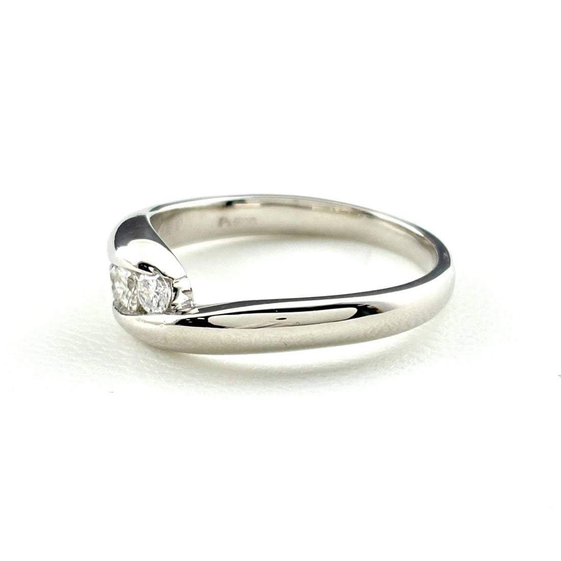MELEE DIAMOND DESIGN RING PLATINUM (1 of 2)