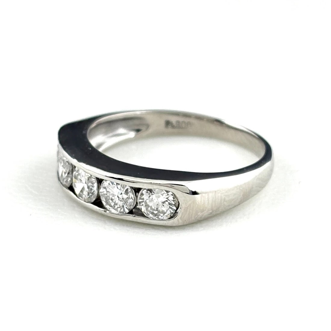 MELEE DIAMOND DESIGN RING PLATINUM: Melee diamond design Ring Platinum Brand: Unbranded Type: Ring Material: Pt900, Color: Platinum Size: US 6.5 Accessories: None Accessories Notice: When purchasing pre-owned goods, please r