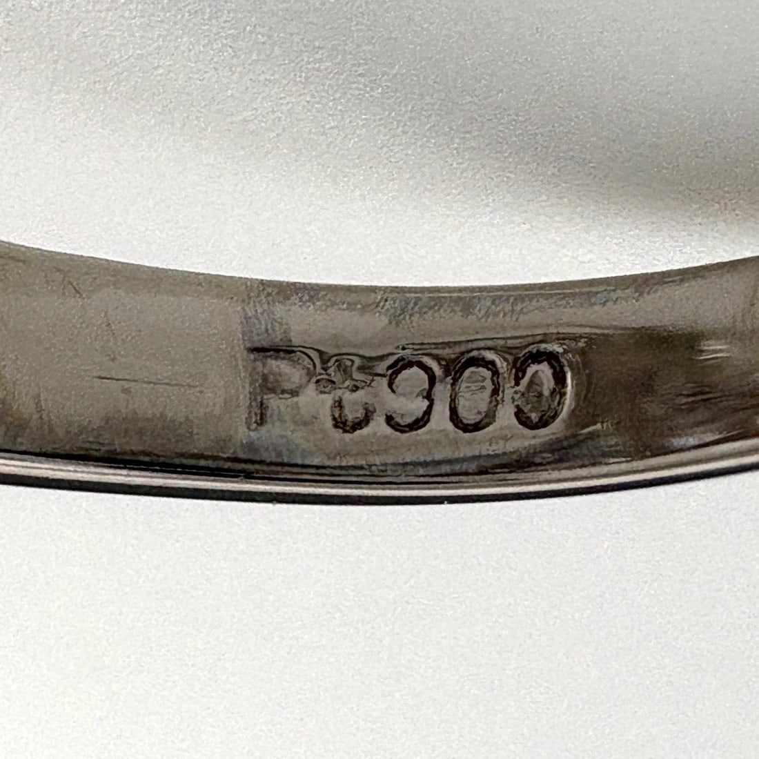 MELEE DIAMOND DESIGN RING PLATINUM - 2