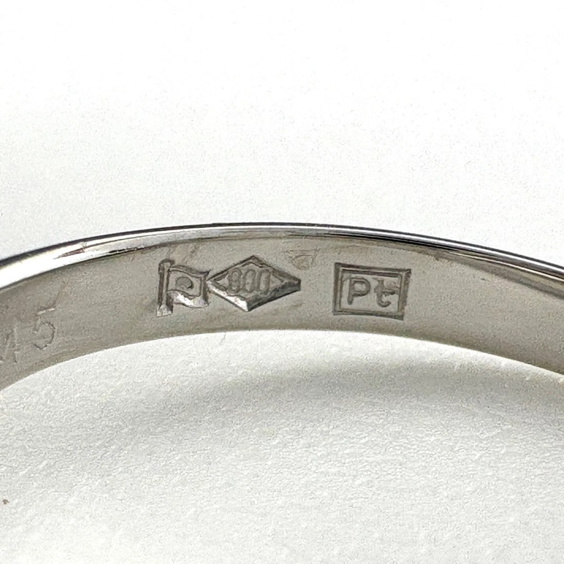 DIAMOND DESIGN RING PLATINUM RING - 2