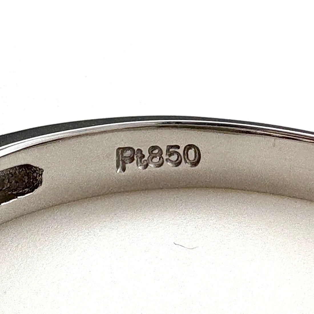 MELEE DIAMOND DESIGN RING PLATINUM - 2