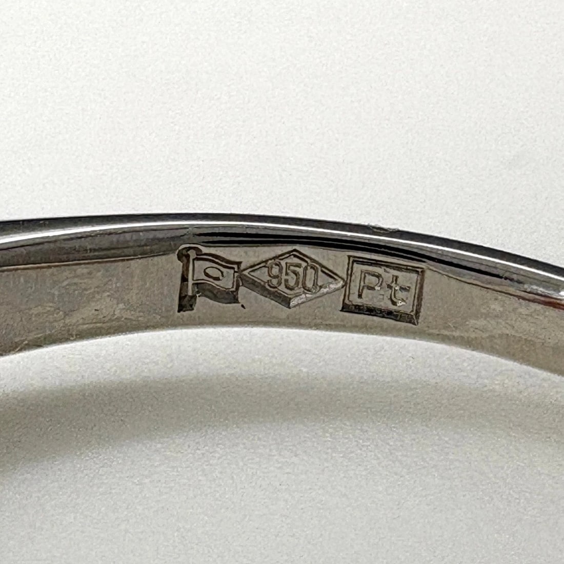 DIAMOND DESIGN RING PLATINUM RING - 2