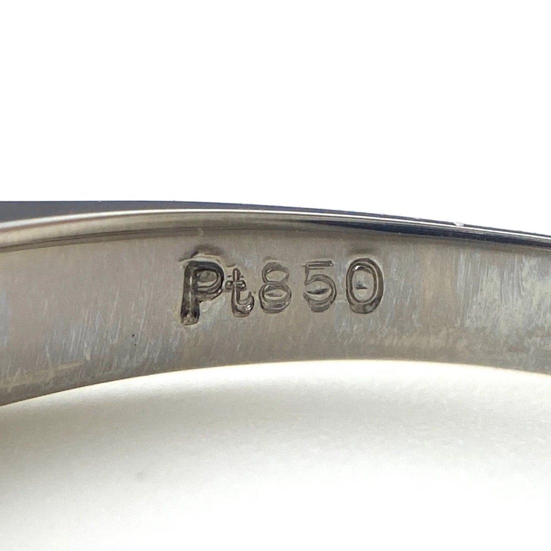 MELEE DIAMOND DESIGN RING PLATINUM - 2