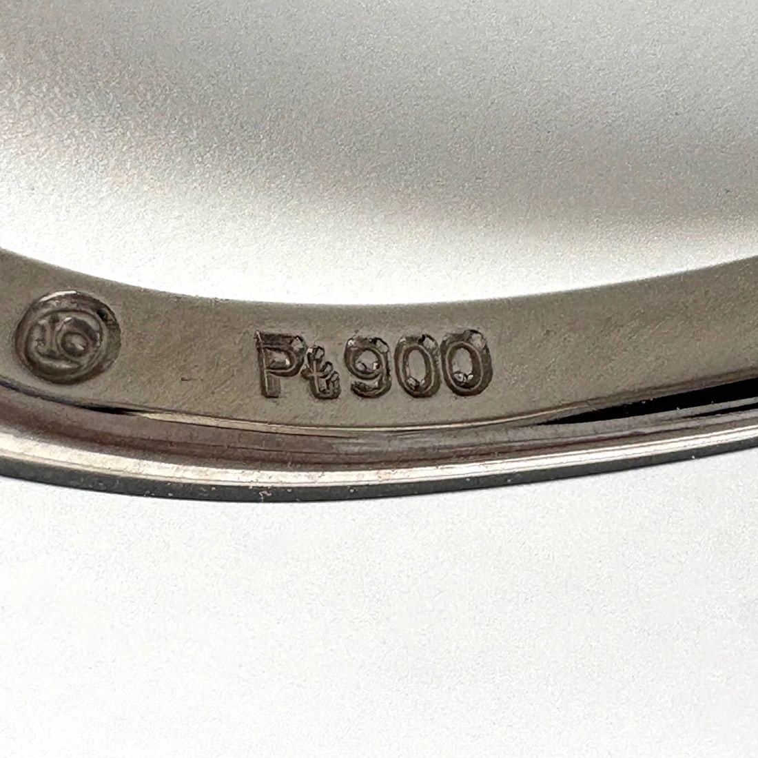 MELEE DIAMOND DESIGN RING PLATINUM - 2