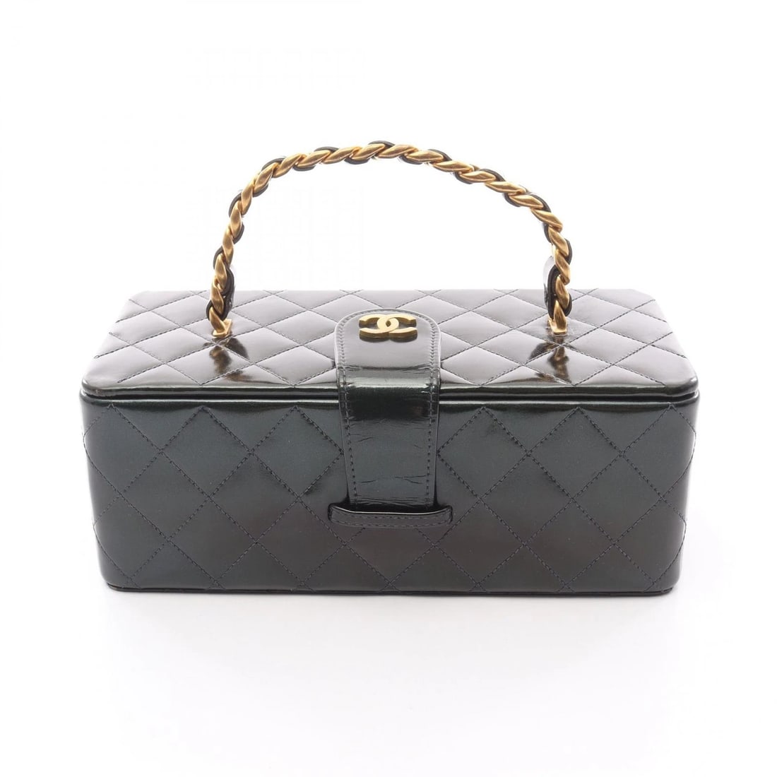 CHANEL MATELASSE HANDBAG PATENT LEATHER HANDBAG: CHANEL Matelasse Handbag Patent leather Handbag Brand: CHANEL Type: Handbag Material: Patent leather Color: Green Size: (H:3.3" x W:8.7" x D:3.9") Handle?20cm(7.9") Accessories: None Acces