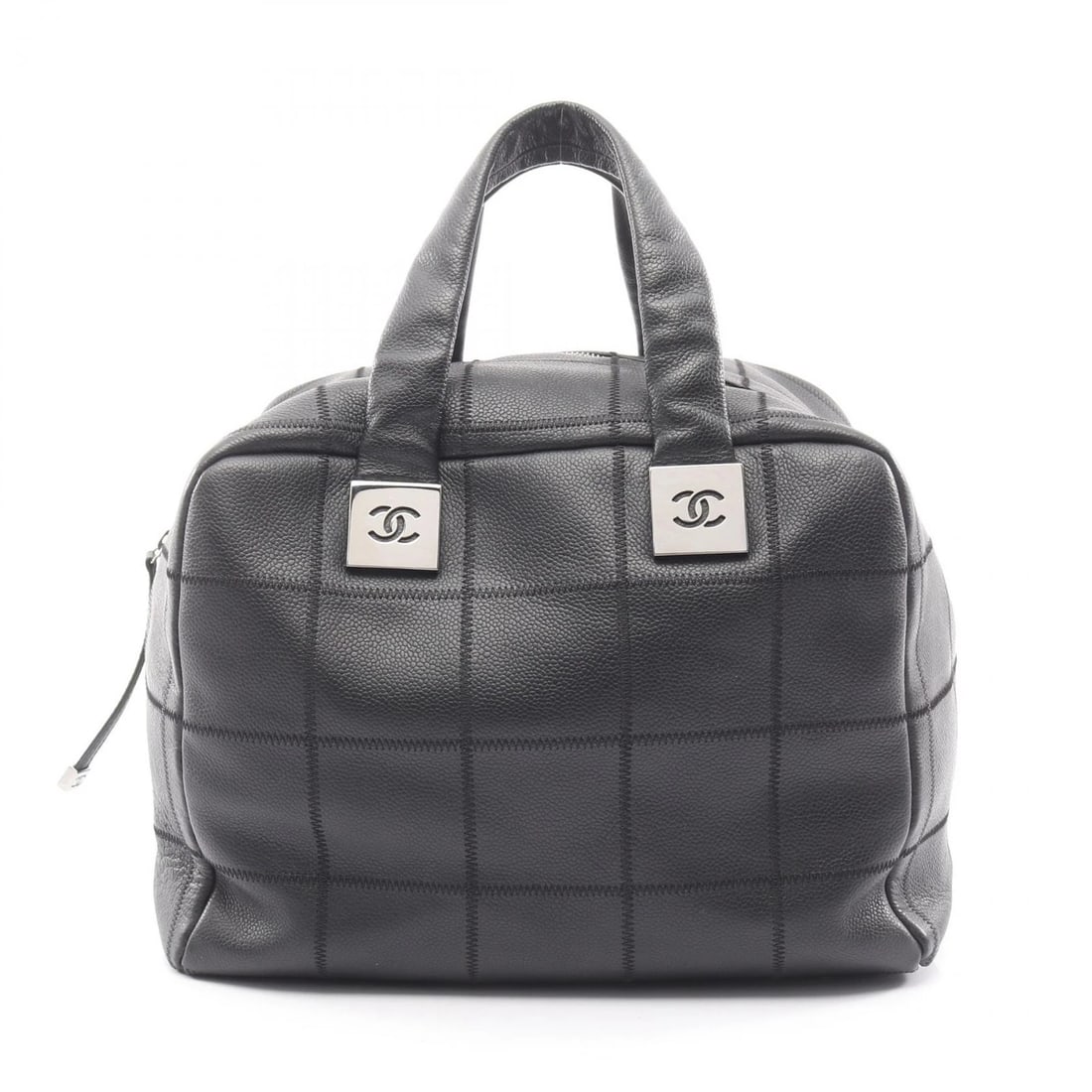 CHANEL CHOCOLATE BAR HANDBAG LEATHER CALFSKIN BLACK HANDBAG: CHANEL Chocolate bar Handbag leather Calfskin Black Handbag Brand: CHANEL Type: Handbag Material: leather Color: Black Size: (H:8.7" x W:11.8" x D:7.9") Handle?36cm(14.2") Accessories: None