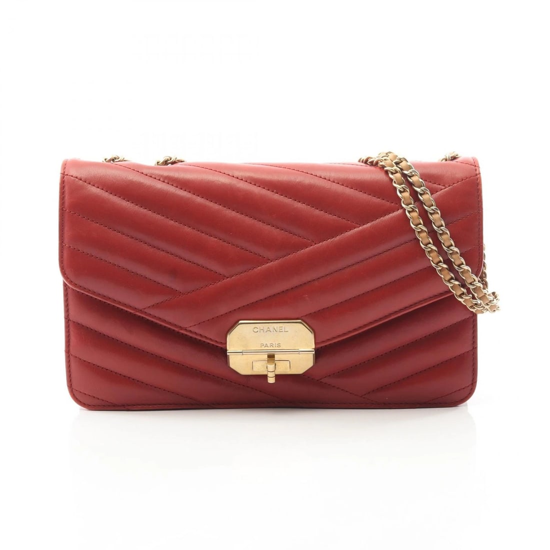 CHANEL BIAS STITCH CHAIN SHOULDER BAG LAMBSKIN SHOULDER BAG: CHANEL Bias stitch Chain Shoulder Bag Lambskin Shoulder Bag Brand: CHANEL Type: Shoulder Bag Material: Lambskin (sheep leather) Color: Red Size: (H:5.9" x W:10.2" x D:2.4") Strap