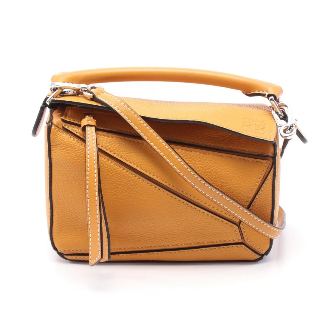 LOEWE PUZZLE EDGE MINI 2WAY SHOULDER HANDBAG LEATHER ORANGE HANDBAG: LOEWE Puzzle Edge Mini 2way Shoulder Handbag leather Orange Handbag Brand: LOEWE Type: Handbag Material: leather Color: Orange Size: (H:3.9" x W:6.7" x D:2.8") Handle?20cm(7.9") Accessories: None