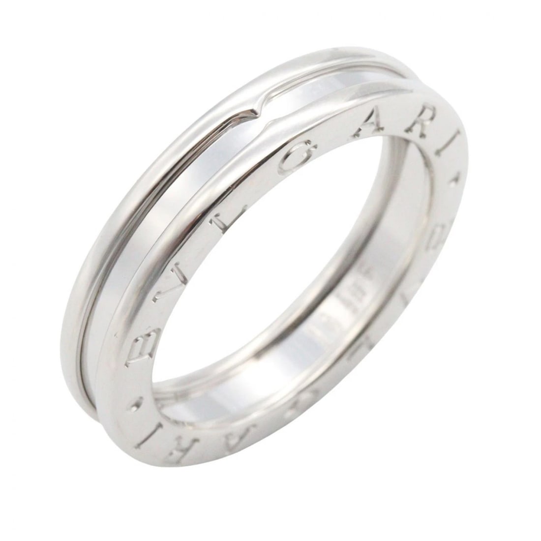 BVLGARI B-ZERO1 RING 1 BAND 18KWG WHITE GOLD: BVLGARI B-zero1 Ring 1 band 18KWG White Gold Brand: BVLGARI Type: Ring Material: K18WG?White Gold? Color: Silver??ish colors Size: 8 - 8.25 Accessories: None Accessories Notice: When