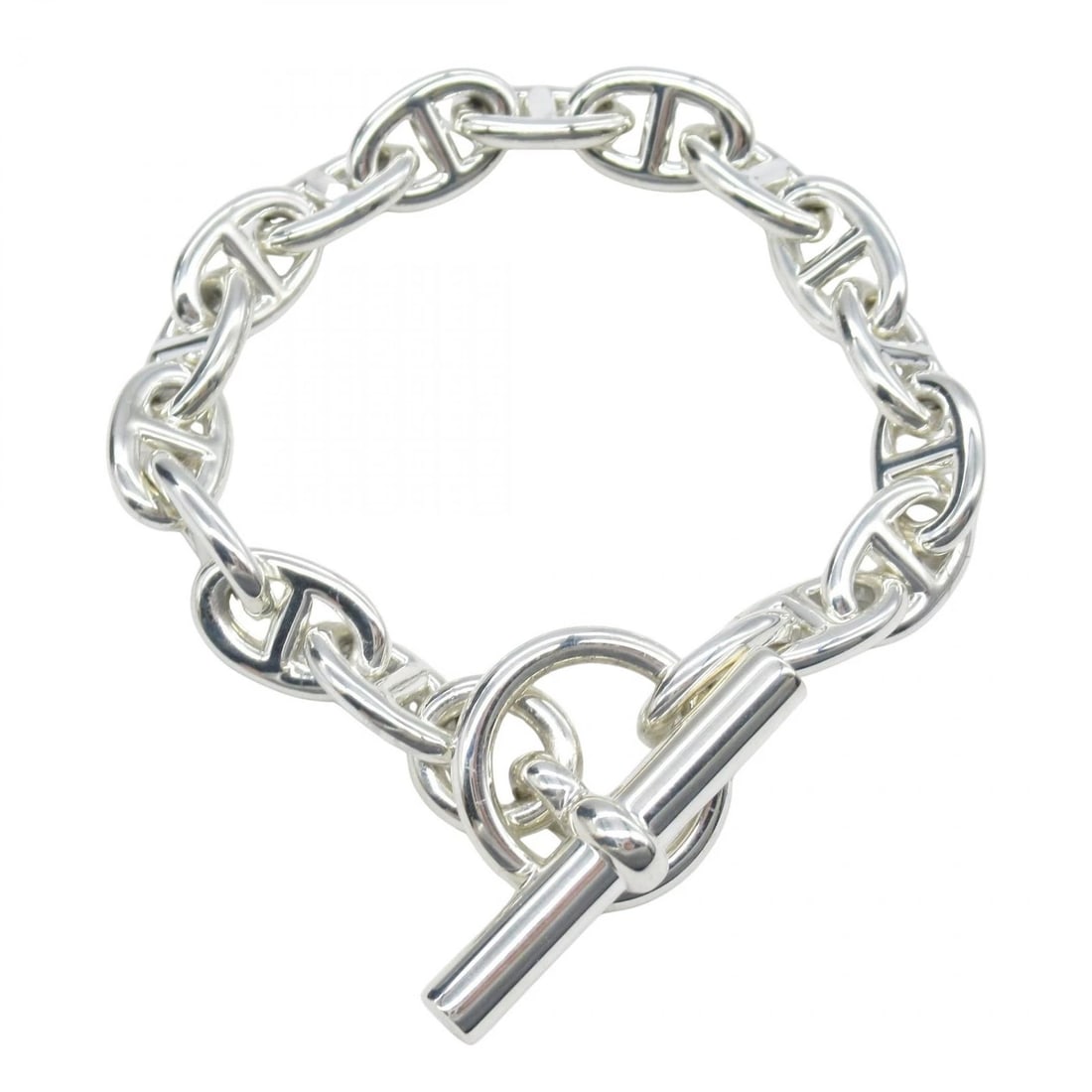 HERMES CHAINE D'ANCRE PM 17 LINKS BRACELET: HERMES Chaine d'Ancre PM 17 links Bracelet Brand: HERMES Type: Bracelet Material: Silver925 Color: Silver??ish colors Size: Size Band Length?14.5cm(5.7") Accessories: None Accessories Notice: