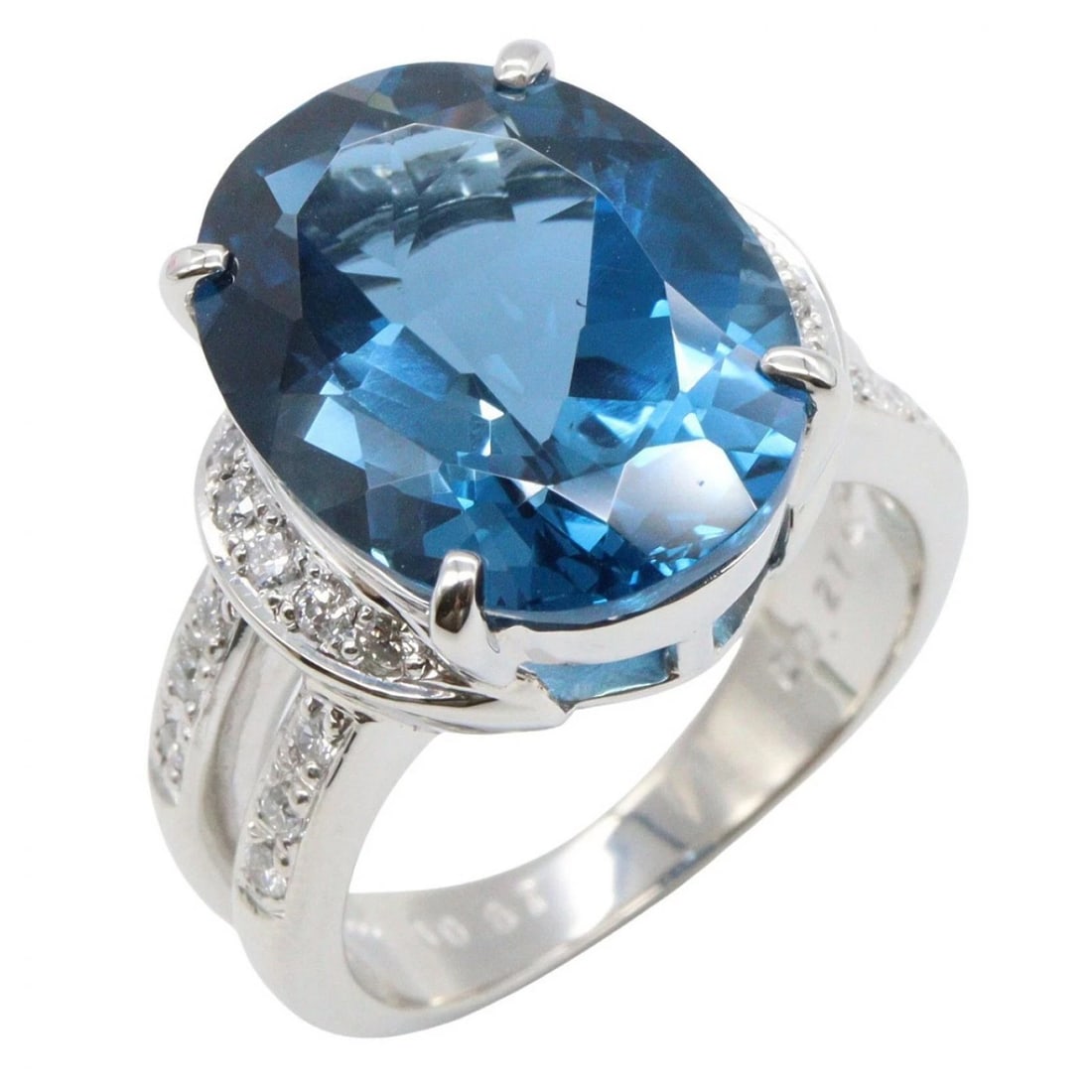 JEWELRY BLUE TOPAZ DIAMOND RING PT900: JEWELRY Blue Topaz Diamond Ring Pt900 Brand: JEWELRY Type: Ring Material: Pt900 Platinum Main Stone/Creation Blue Topaz Color: Silver??ish colors × Blue??ish colors × Clear??ish colors Size:
