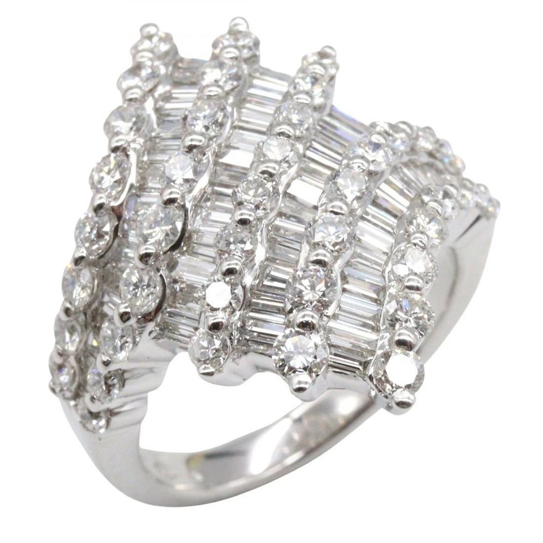 JEWELRY DIAMOND RING 18KWG WHITE GOLD: JEWELRY Diamond Ring 18KWG White Gold Brand: JEWELRY Type: Ring Material: K18WG?White Gold? Color: Silver??ish colors × Clear??ish colors Size: 5.5 - 5.75 US Accessories: None Accessories