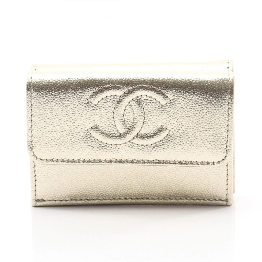 CHANEL COCO MARK TRI-FOLD WALLET CALFSKIN GOLD: CHANEL COCO Mark Tri-fold wallet Calfskin Gold Brand: CHANEL Type: Tri-fold wallet Material: Calfskin (cowhide) Color: Gold??ish colors Size: H:7cm x W:10cmx D:4cm (H:2.8" x W:3.9"x D:1.6) Access