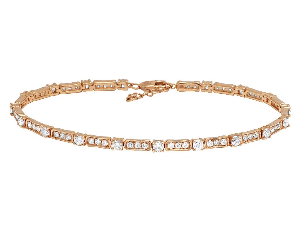 SINGLE ROW REAL DIAMOND SOLITAIRE LINK BRACELET: Single Row Real Diamond Solitaire Link Bracelet Brand: None Type: Bracelet Material: 14k Rose Gold Main Stone/Creation Natural Color: Rose Gold Size: Length 8.25 Dimension 3MM Accessories: None