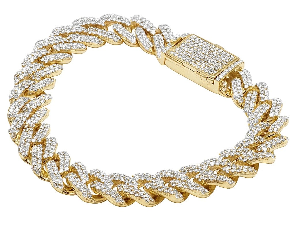 MIAMI CUBAN LINK REAL DIAMOND BRACELET ICED: Miami Cuban Link Real Diamond Bracelet Iced Brand: None Type: Bracelet Material: 10k Yellow Gold Main Stone/Creation Natural Color: Yellow Gold Size: Dimension 12mm, 8.5" Accessories: None
