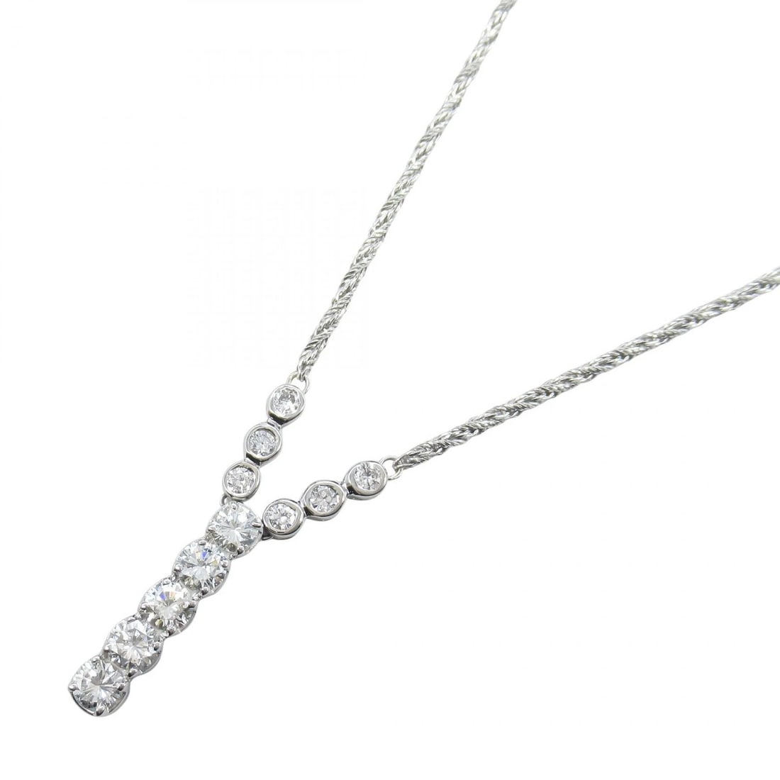 JEWELRY DIAMOND NECKLACE PT900 PLATINUM: JEWELRY Diamond Necklace Pt900 Platinum Brand: JEWELRY Type: Necklace Material: Pt900 Platinum Main Stone/Creation Natural Color: Platinum Size: Size Neck rotation?36.5/41.5cm(14.4") Motif