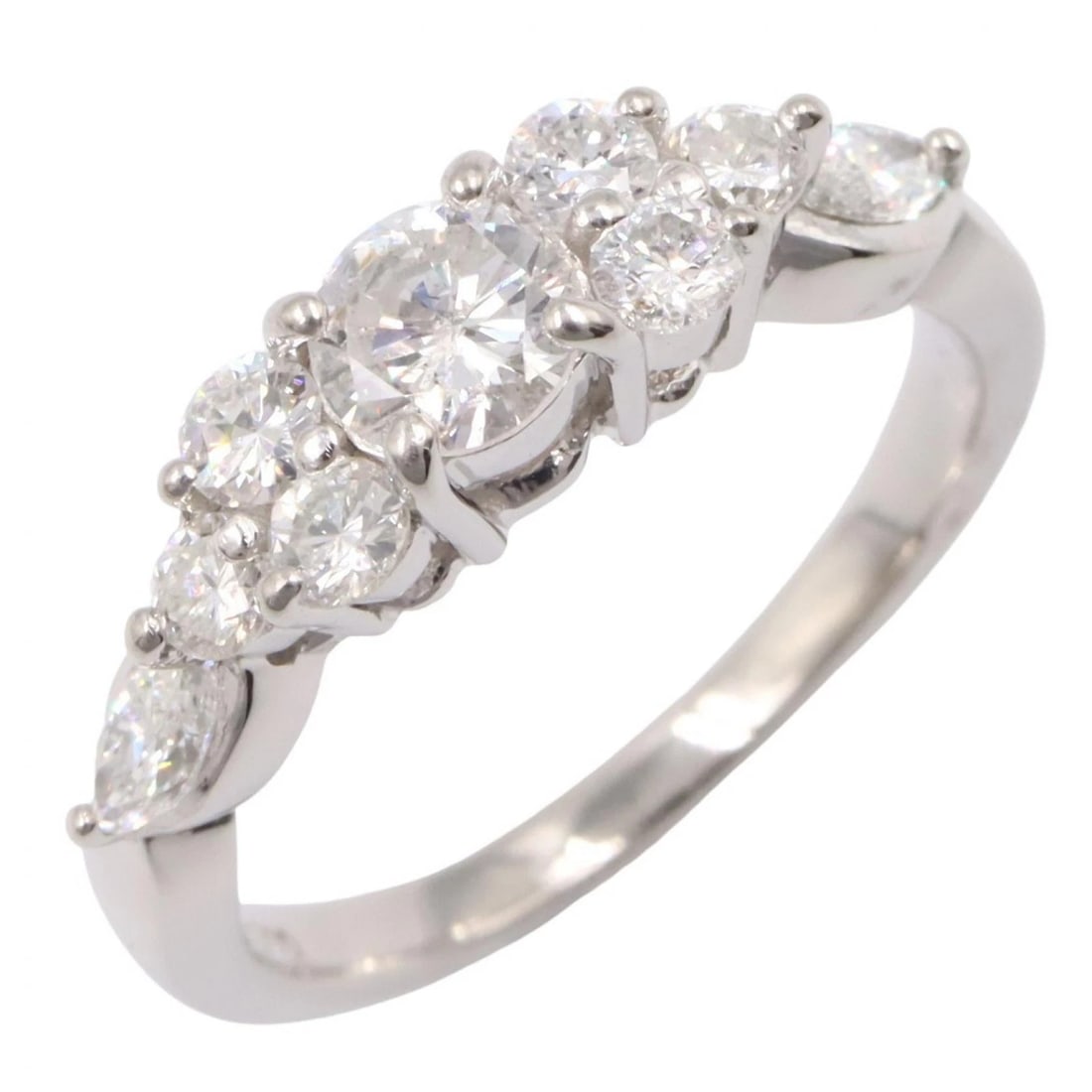 JEWELRY DIAMOND RING PT900: JEWELRY Diamond Ring Pt900 Brand: JEWELRY Type: Ring Material: Pt900 Platinum Main Stone/Creation Natural Color: Platinum Size: 6US Accessories: None Accessories Notice: When purchasing pr