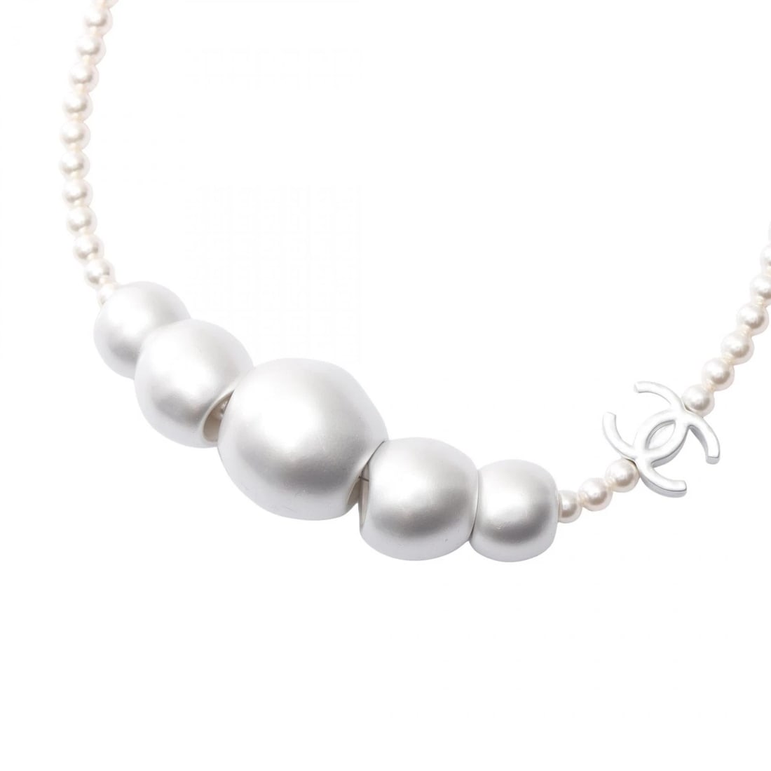CHANEL COCO MARK NECKLACE CHOKER STAINLESS STEEL: CHANEL COCO Mark Necklace choker Stainless Steel Brand: CHANEL Type: Necklace Material: Stainless Steel Main Stone/Creation Stainless Steel × Artificial pearl Color: Silver??ish colors ×