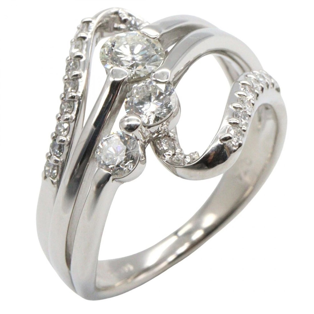 JEWELRY DIAMOND RING PT900 PLATINUM: JEWELRY Diamond Ring Pt900 Platinum Brand: JEWELRY Type: Ring Material: Pt900 Platinum Color: Silver??ish colors × Clear??ish colors Size: 5.5 - 5.75 US Accessories: None Accessories Notice: