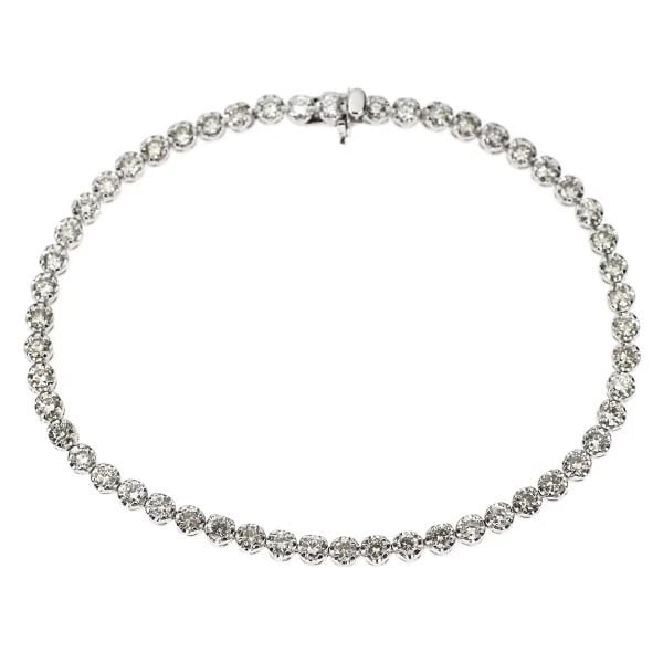 PT900 DIAMOND BRACELET: Pt900 diamond bracelet Brand: None Type: bracelets Material: Metal Purity 900 Metal Platinum Main Stone/Creation Natural Color: None Size: Necklace: Chain Length 18.5 Accessories: None