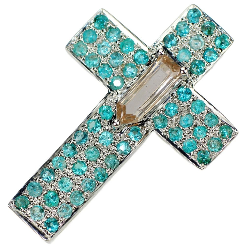 K18WG DIAMOND PARAIBA TOURMALINE PENDANT TOP: K18WG Diamond Paraiba tourmaline pendant top Brand: None Type: pendant top Material: Metal Purity None Metal K18WG Main Stone/Creation Natural Color: None Size: Length/Width/Diameter24.4 