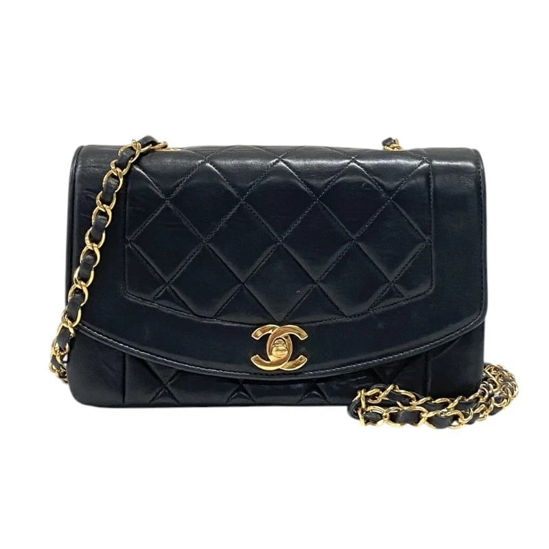 CHANEL DIANA 22 SHOULDER BAG: CHANEL Diana 22 Shoulder Bag Brand: CHANEL Type: Shoulder Bag Material: lambskin Color: Black Gold Hardware Size: W8.7 x H5.5x D2.8inch Shoulder:40.2inch Accessories: None Accessories Notice: