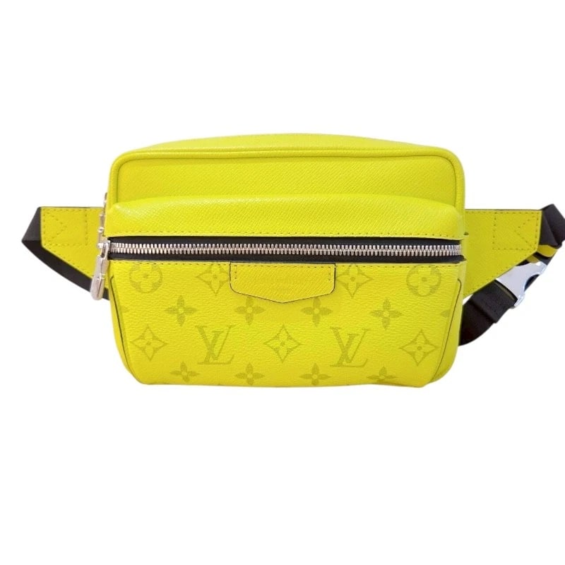 LOUIS VUITTON BUM BAG OUTDOOR BODY BAG: LOUIS VUITTON Bum bag outdoor body bag Brand: LOUIS VUITTON Type: body bag Material: Monogram Taigarama Color: yellow Size: W8.7 x H5.5x D2.0inch Shoulder:0.0inch Accessories: None