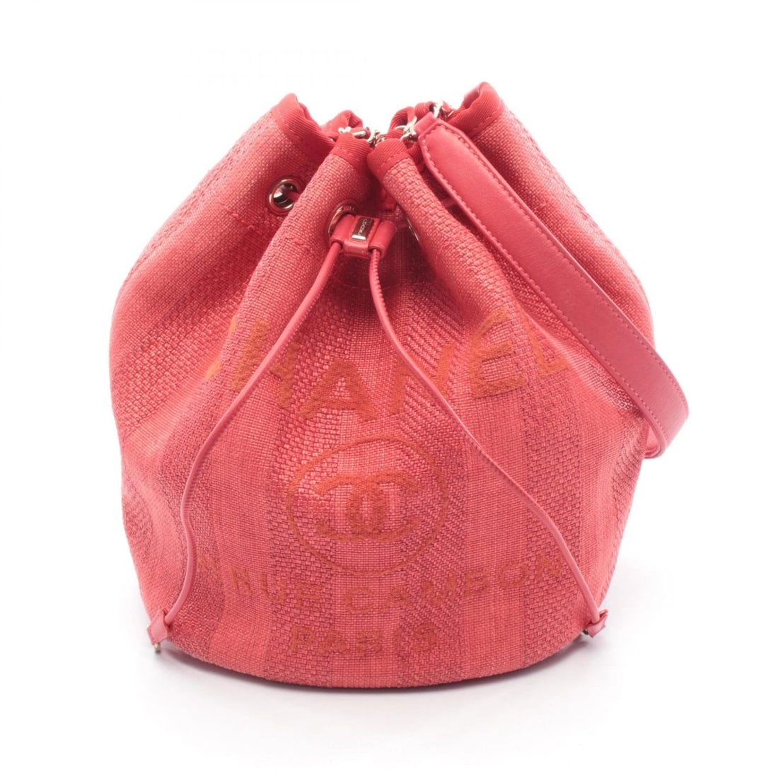 CHANEL DEAUVILLE SHOULDER DRAWSTRING BAG: CHANEL Deauville Shoulder drawstring Bag Brand: CHANEL Type: Shoulder Bag Material: leather × straw Color: Red??ish colors Size: H:25cm x W:21cm x D:15.5cm (H:9.8" x W:8.3" x D:6.1") Accessories