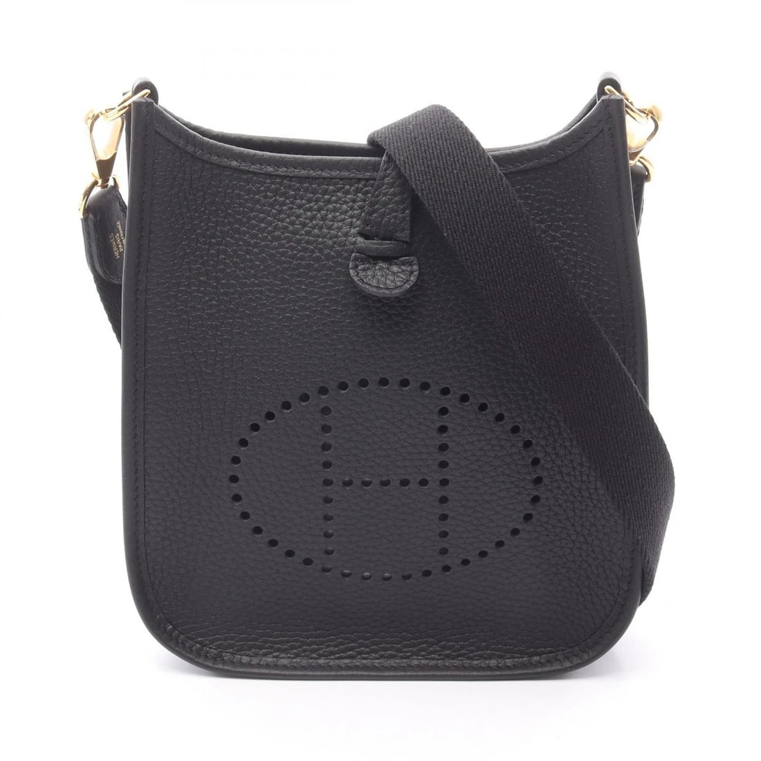 HERMES EVELYNE AMAZON TPM SHOULDER BAG: HERMES Evelyne Amazon TPM Shoulder Bag Brand: HERMES Type: Shoulder Bag Material: Taurillon Clemence × leather × Taurillon Clemence Color: Black??ish colors Size: H:18cm x W:16.5cm x D:5.5cm (H: