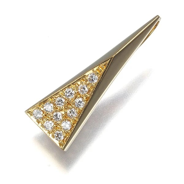 DIAMOND PAVED PENDANT 18K 750 YELLOW GOLD: Diamond Paved Pendant 18K 750 Yellow Gold Brand: Unbranded Type: Pendant Material: 18K / 750 / Yellow Gold Main Stone/Creation Natural Color: Yellow Gold Size: Design size: 24.3 x 8.5mm Bail