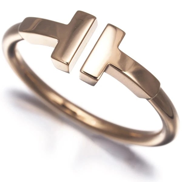 TIFFANY&CO. RING TIFFANY T WIRE 18K 750 ROSE GOLD: Tiffany&Co. Ring Tiffany T Wire 18K 750 Rose Gold Brand: Tiffany & Co. Type: Ring Material: 18K / 750 / Rose Gold Color: Rose Gold Size: US 5.25 - 5.5 Accessories: None Accessories Notice: