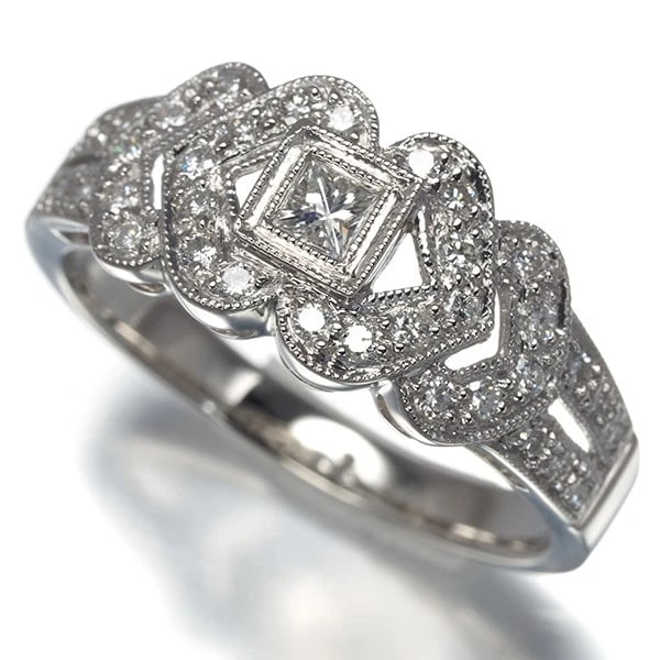 DIAMOND MILGRAIN RING 900 PLATINUM: Diamond Milgrain Ring 900 Platinum Brand: Unbranded Type: Ring Material: 900 / Platinum Main Stone/Creation Natural Color: Platinum Size: US 8.5 Accessories: None Accessories Notice: When