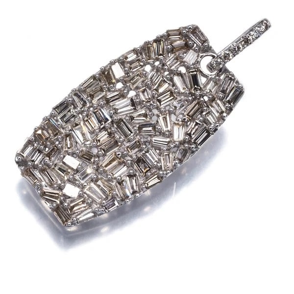 DIAMOND TAPERED-CUT BAGUETTE-CUT PENDANT (1 of 3)