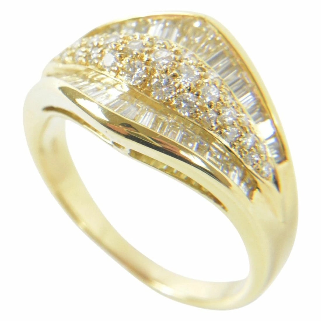 DAMIANI BAGUETTE DIAMOND GORGEOUS RING: Damiani Baguette Diamond Gorgeous Ring Brand: Damiani Type: Ring Material: 18k Yellow Gold Main Stone/Creation Natural Color: Yellow Size: 7.5-8 US Accessories: None Accessories Notice: When