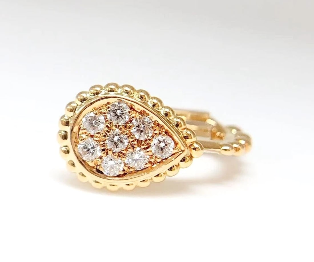 BOUCHERON SERPENT BOHEME DIAMOND 18K YELLOW GOLD EARRING: Boucheron Serpent Boheme Diamond 18k Yellow Gold Earring Brand: Boucheron Type: Earrings Material: 18k Yellow Gold Main Stone/Creation Natural Color: Yellow Size: Approx. 10.0 × 7.5 mm / Approx.