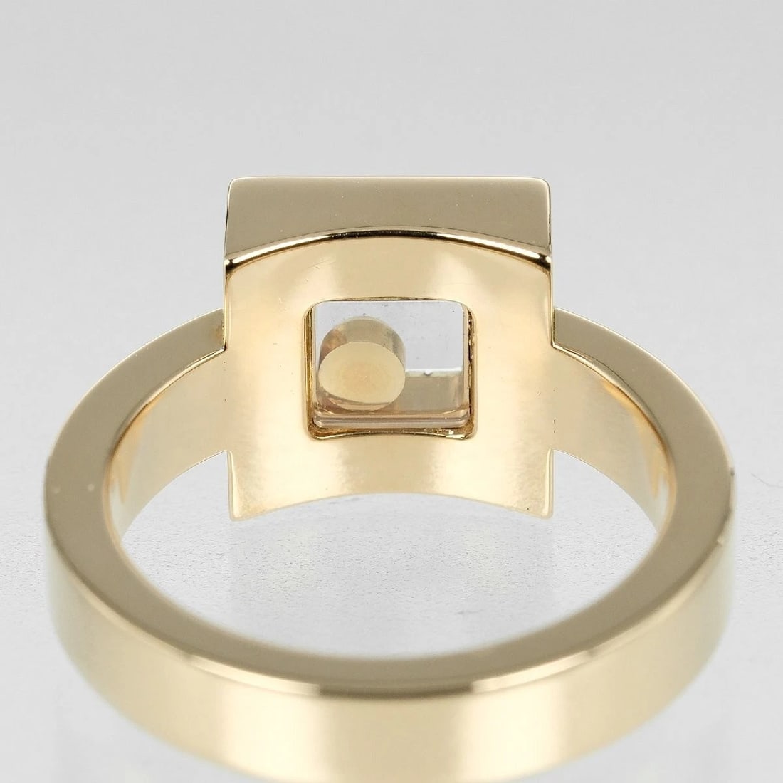 CHOPARD HAPPY DIAMONDS 18K YELLOW GOLD SQUARE BAND RING: Chopard Happy Diamonds 18k Yellow Gold Square Band Ring Brand: Chopard Type: Ring Material: 18k Yellow Gold Main Stone/Creation Natural Color: Yellow Size: 6.5 US Accessories: None Accesso