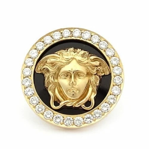 GIANNI VERSACE MEDUSA MEDALLION BROOCH 18K YELLOW GOLD: Gianni Versace Medusa Medallion Brooch 18k Yellow Gold Brand: Versace Type: Brooch Material: 18k Yellow Gold Main Stone/Creation Natural Color: Yellow Size: approx. 19.9mm (0.78") Thickness
