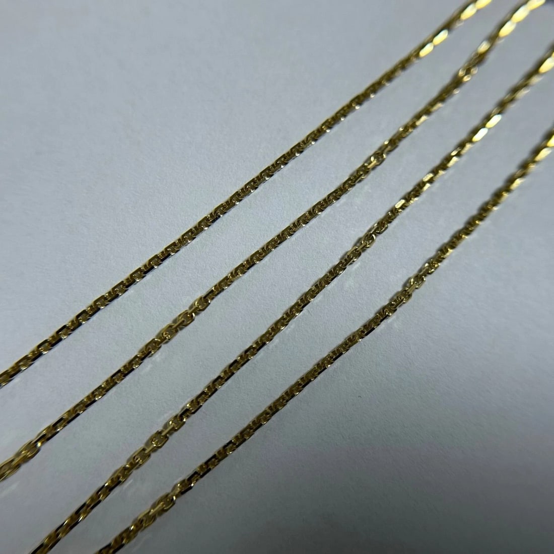 GEORG JENSEN 18K YELLOW GOLD CHAIN NECKLACE: Georg Jensen 18k Yellow Gold Chain Necklace Brand: Georg Jensen Type: Necklace Material: 18k Yellow Gold Color: Gold Size: approx. 44.5 cm (approx. 17.5 inches) Accessories: None Accessories