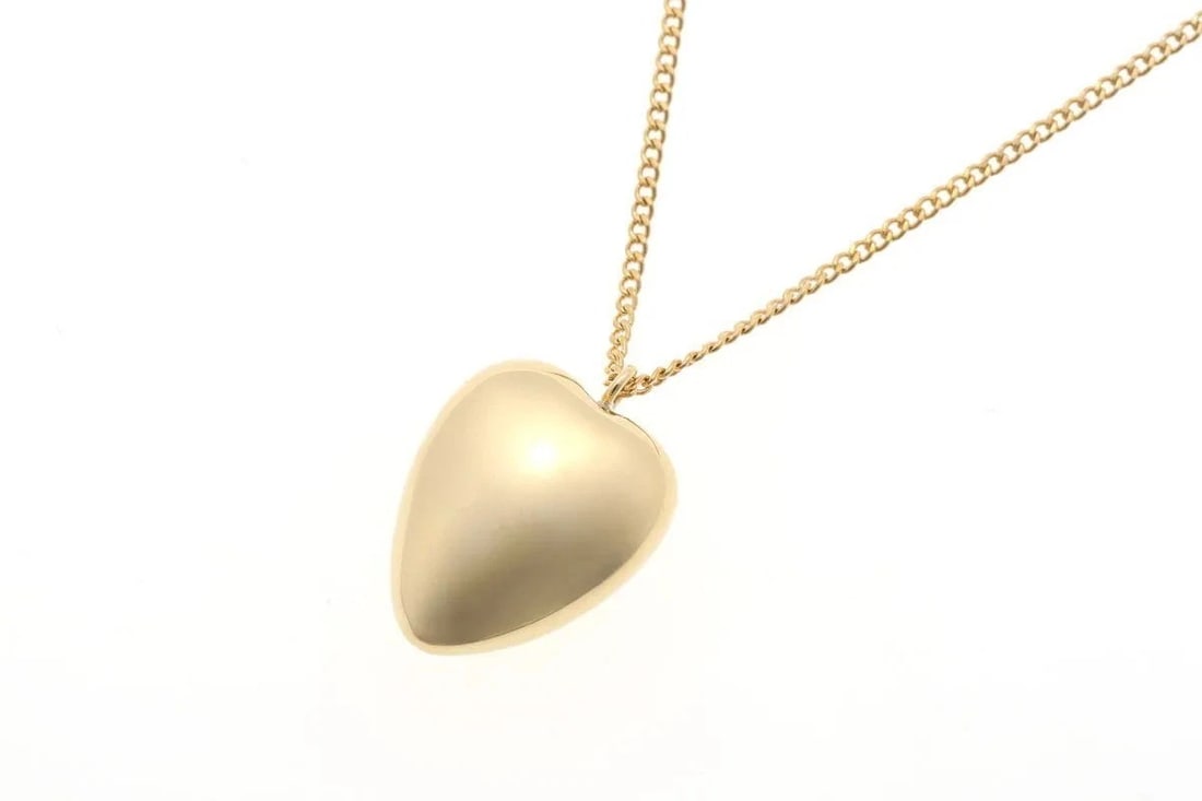 TIFFANY & CO FULL HEART NECKLACE PENDANT: Tiffany & Co Full Heart Necklace Pendant Brand: Tiffany & Co. Type: Necklace Material: 18k Yellow Gold Color: Yellow Size: Chain Length: Approx. 78 cm / Approx. 30.7 in Top Size: Approx. 10.5 × 1