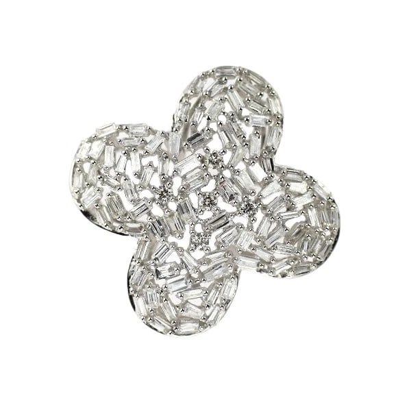 K18WG 0.50CT CLOVER FLOWER DIAMOND PENDANT: K18WG 0.50ct Clover Flower Diamond Pendant Brand: None Type: pendant top Material: K18WG Color: WG Size: Length/Width/Diameter16.8 Width/Thickness16.8 Accessories: None Accessories Notice: